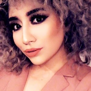 Meet your Posher, Sarai